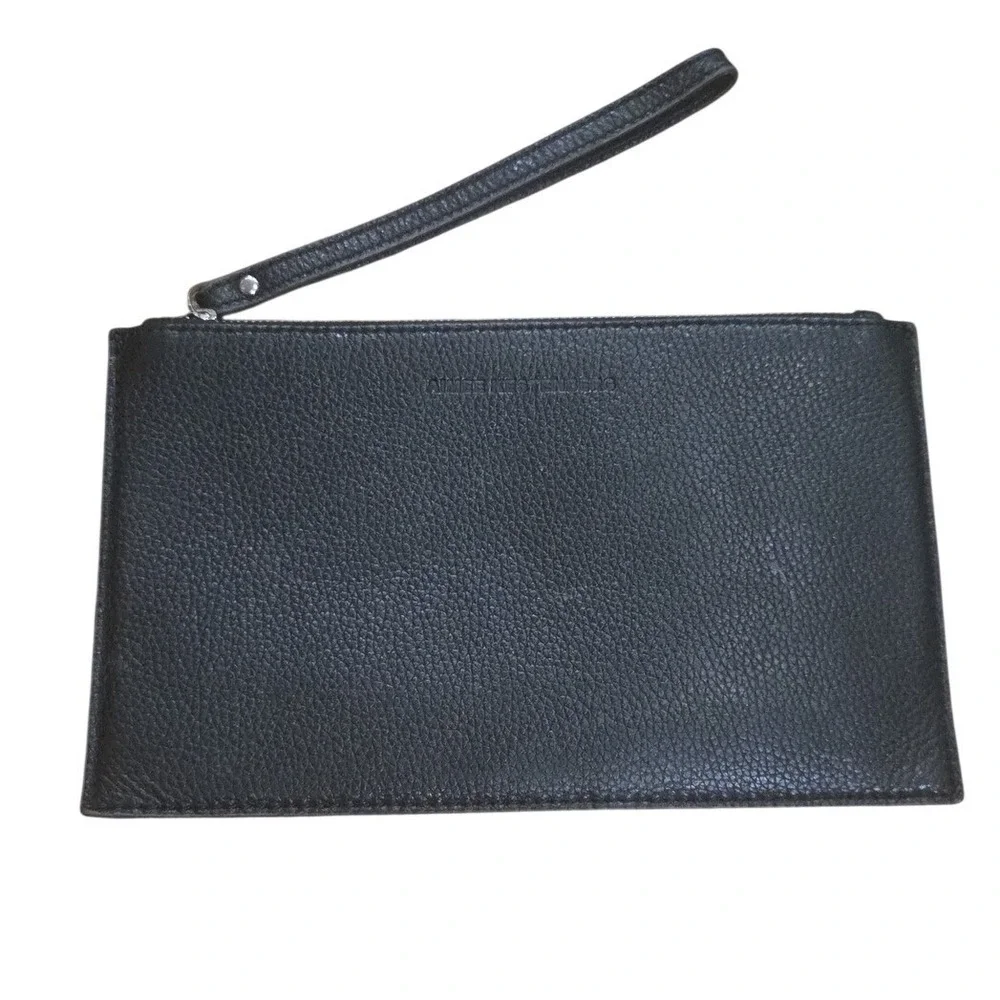 Aimee Kestenberg Black Pebbled Leather Zipper Pouch‎ Card Slots Wristlet Luxe
